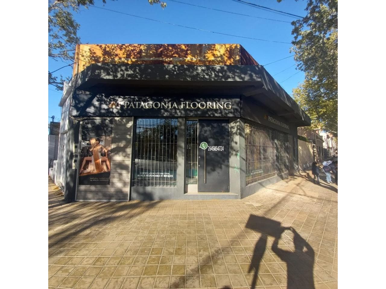 Local Esquina S-o  Avenida Córdoba Y  Catamarca 65m2. Capital