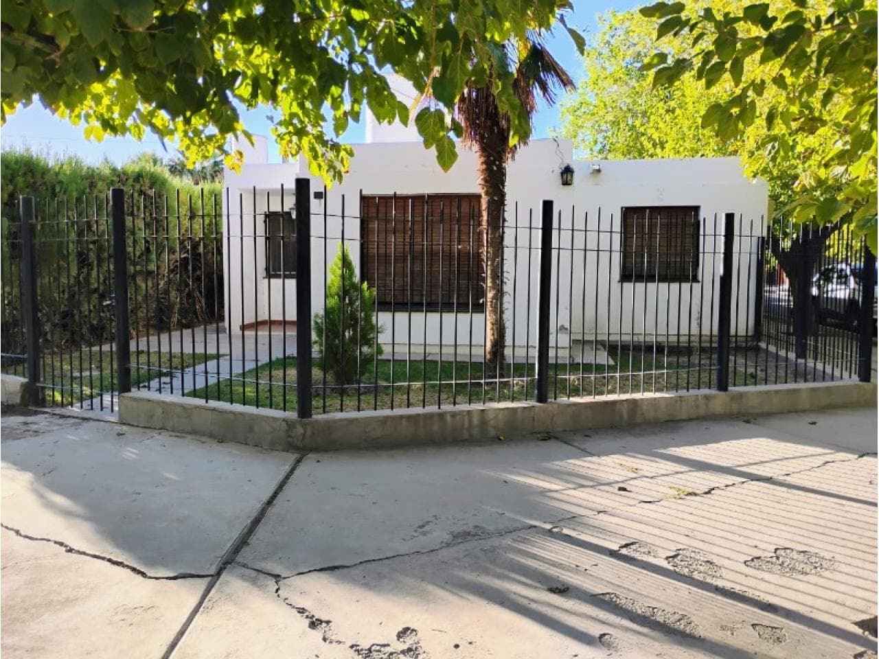 Alquiler. Casa, 3 Dormitorios. Bº Meglioli, Rivadavia
