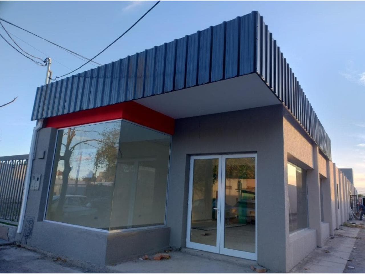 Salón Comercial Excelente Ubicación Urquiza Y Nuche