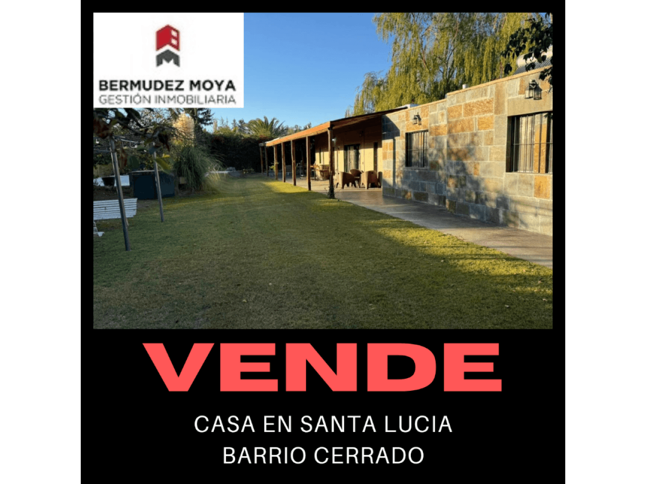 Venta. Casa En Santa Lucia, B° Privado, 2 Dormitorios, 3 Baños, Pileta, Parquizado