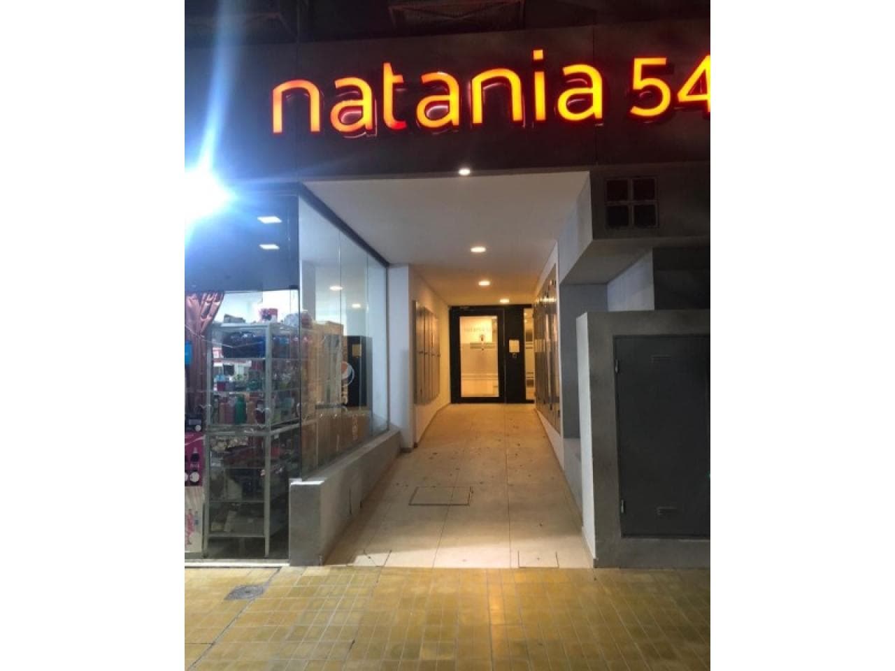 Venta. Dpto Natiania 54 En Calle 9 De Julio Pasando Entre Ríos. Capital  Planta Baja, 2 Habitaciones 95 Mil Dólares