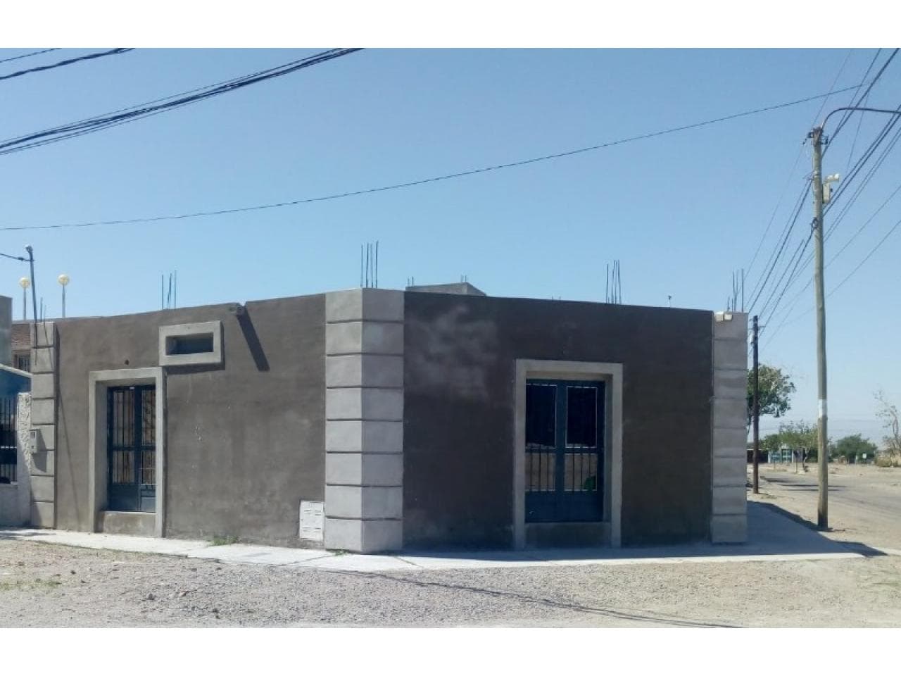 Alquiler 2 Salones Con Baño C/u (calle Ppal-red Tulum) Oficina, Consultorio O Comercial - Solo Wapp