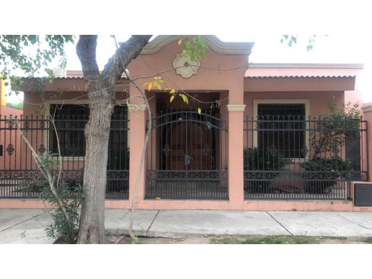 Venta. Casa Barrio Villa  Del Parque Santa Lucia