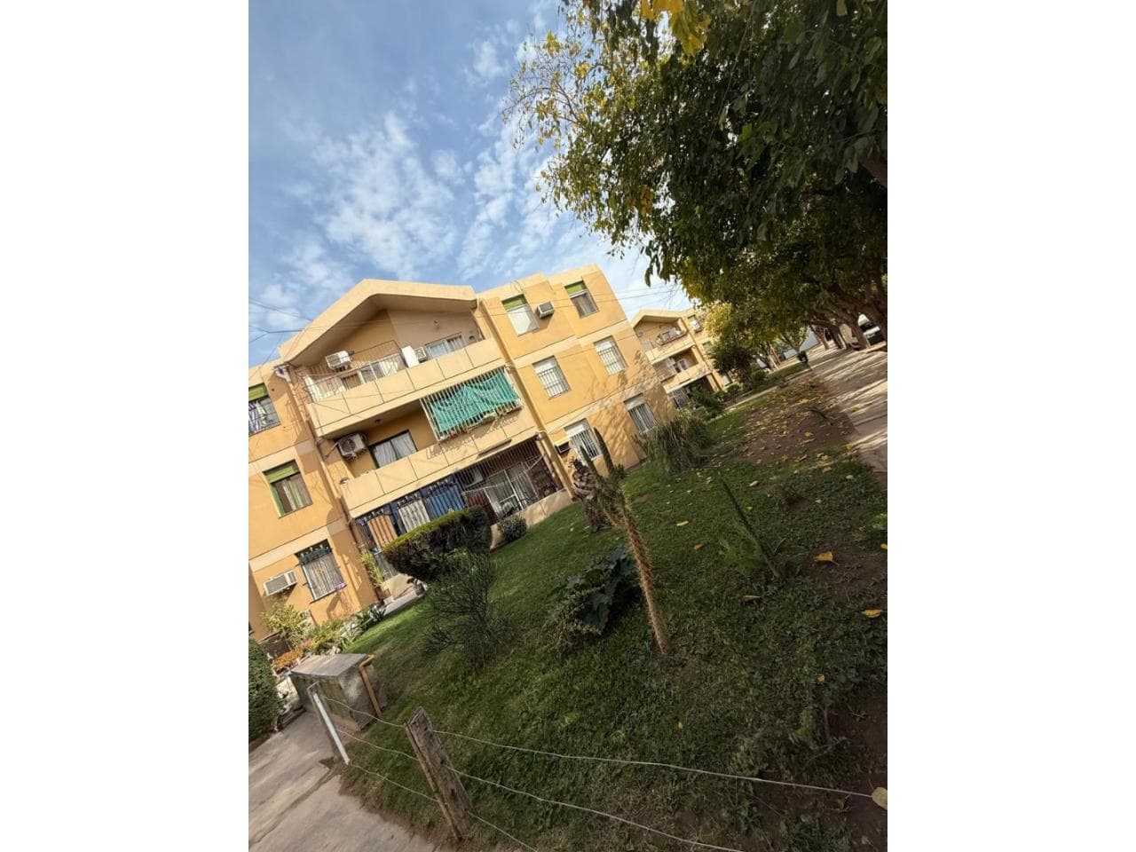 Se Vende Departamento, Ubicación Privilegiada,  Primer Piso,  3 Habitaciones, Dueño Directo,
