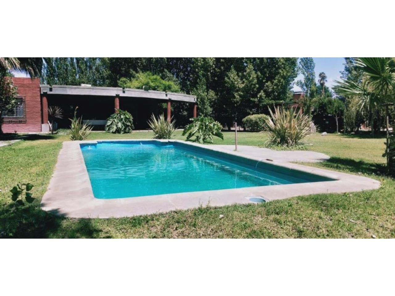 Flamante Casa Quinta De 3.000 M2 - Galeria , Piscina Y Gran Parque - Calle 9 , Pocito .-
