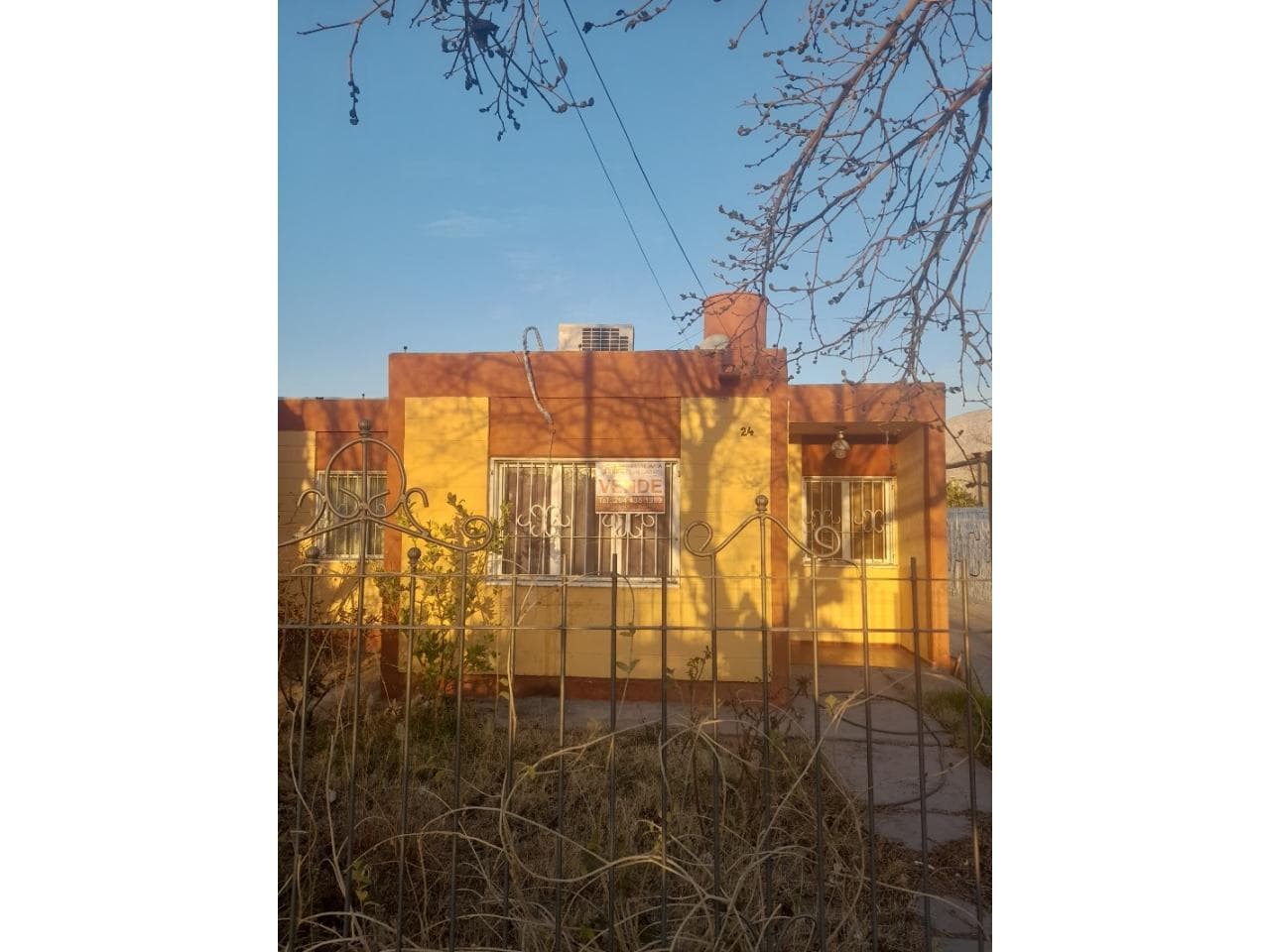 Venta. Casa + Galpon. Zonda