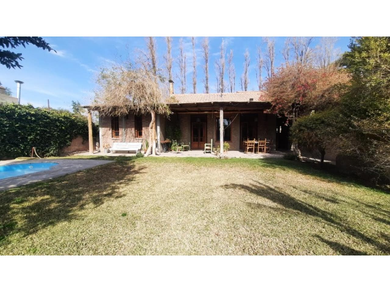Venta. Casa /  Apta Para Credito Hipotecario Rivadavia
