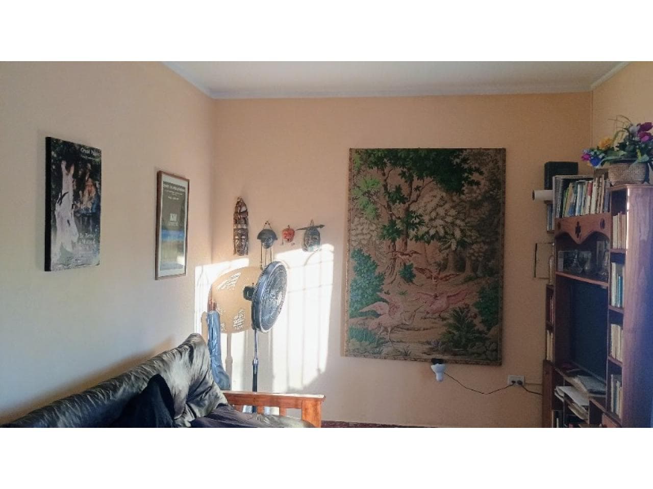 Venta. Casa A 11 Cuadras Del Centro 2 Hab. Cocheras, Fondo Parquizado. Capital