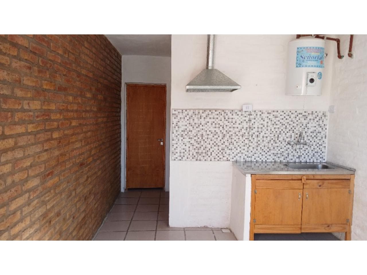 Departamento Con Cochera Y Patio, Concepción Capital