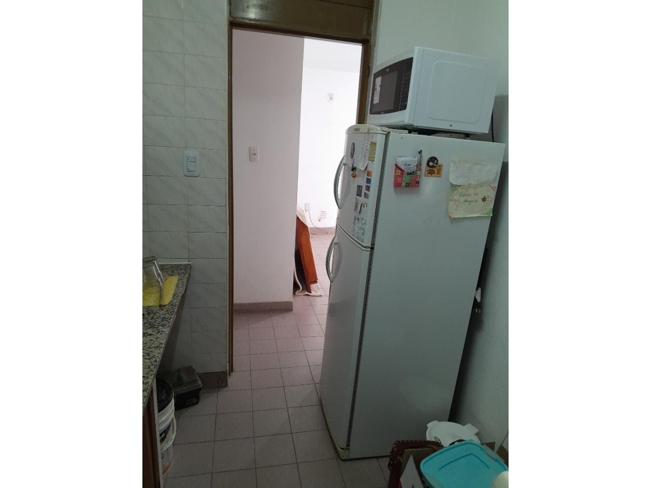Vendo O Permuto( Recibo Vehiculos) Depto, 1° Piso,  3 Habitaciones, Living Comedor, Cocina, Lavadero Y Cochera. Chimbas