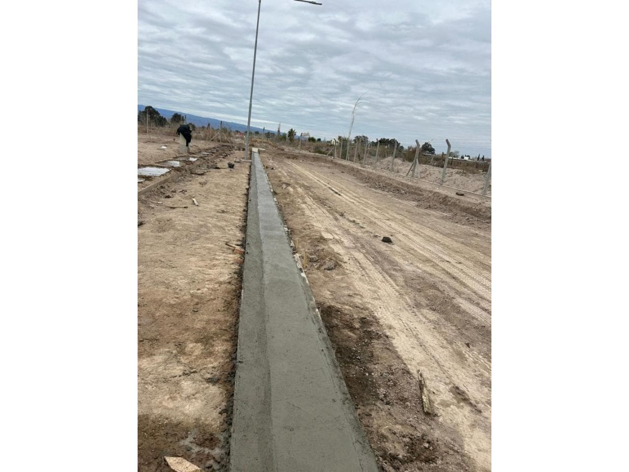 Venta Terreno En Santa Lucia. Barrio Ciencias Económicas.