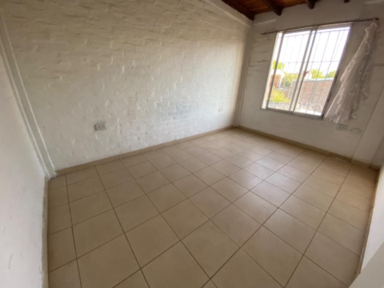 Alquiler Dpto. 1 Habitación. Capital, Planta Baja