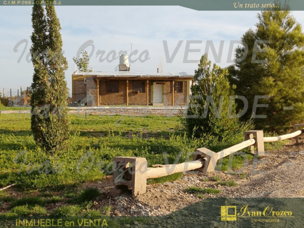Red Inmobiliaria Ivan Orozco - Vende... Casa Con Piscina En B° Privado El Prado - 9 De Julio