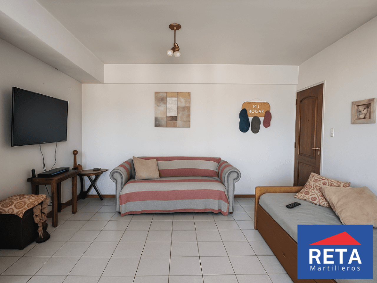 Venta. Departamento Céntrico En Consorcio 9 De Julio, 3 Dormitorios. Apto Crédito Hipotecario.