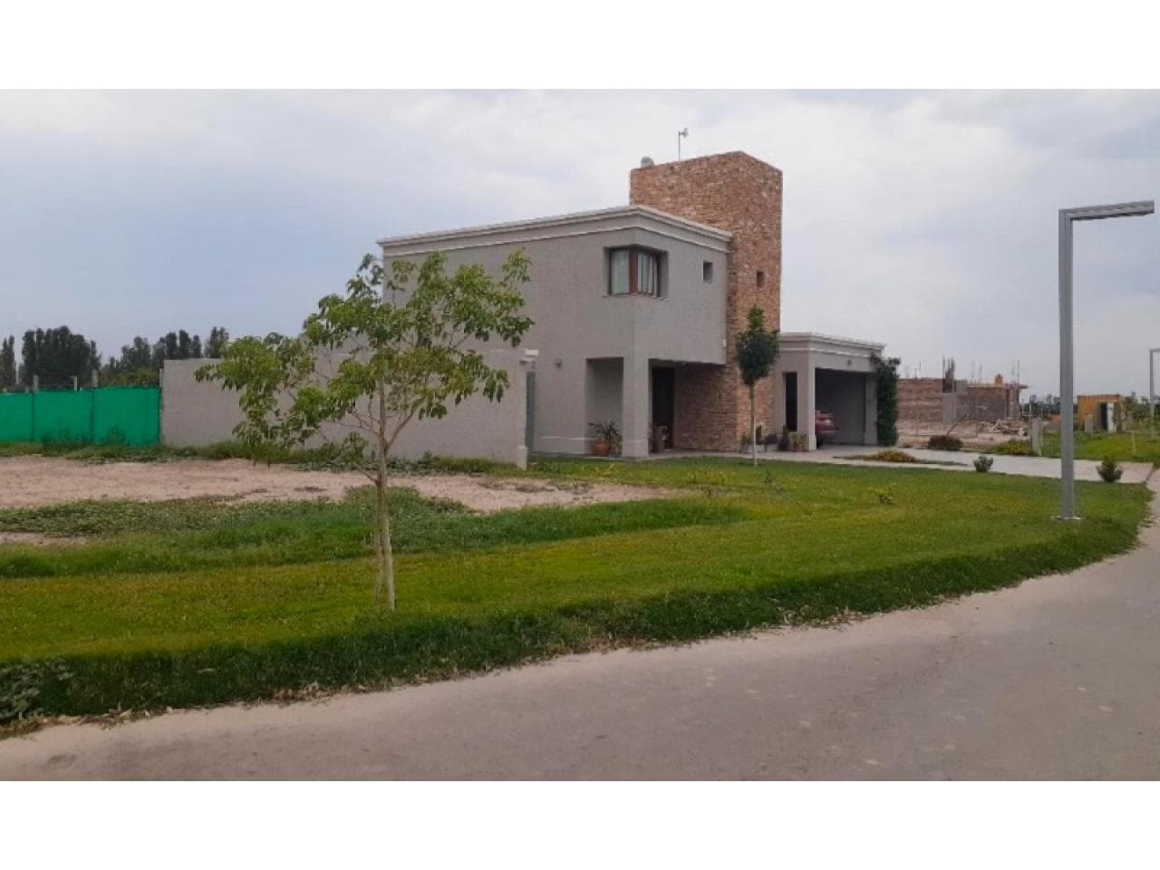 Barrio Privado Don Clemente - Vendo Casa De Categoría, Lote 900m2 - 3 Dormitorios, 3 Baños, Piscina - Santa Lucia