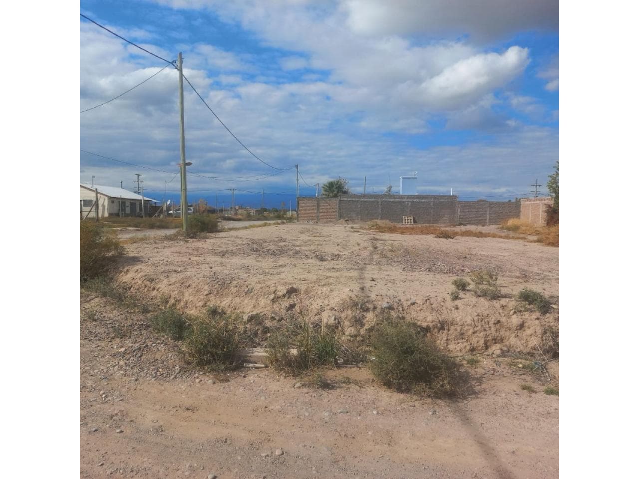 Vendo O Permuto. Lote Esquina 573mts2 En Bº Vistas Del Este. Santa Lucia