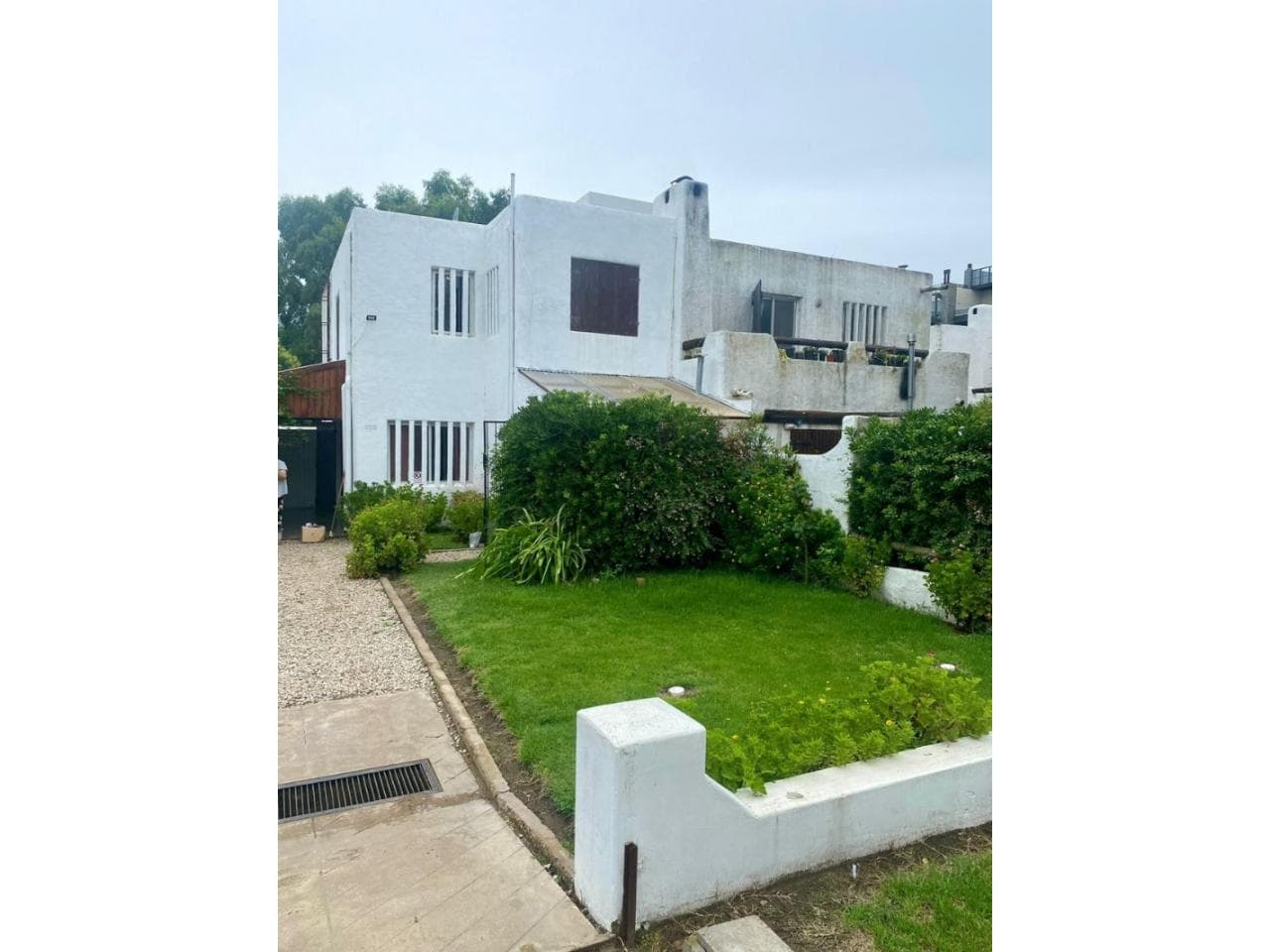 Hermoso Duplex En Pinamar Norte, A Metros De La Playa. Entorno Verde Y Tranquilo