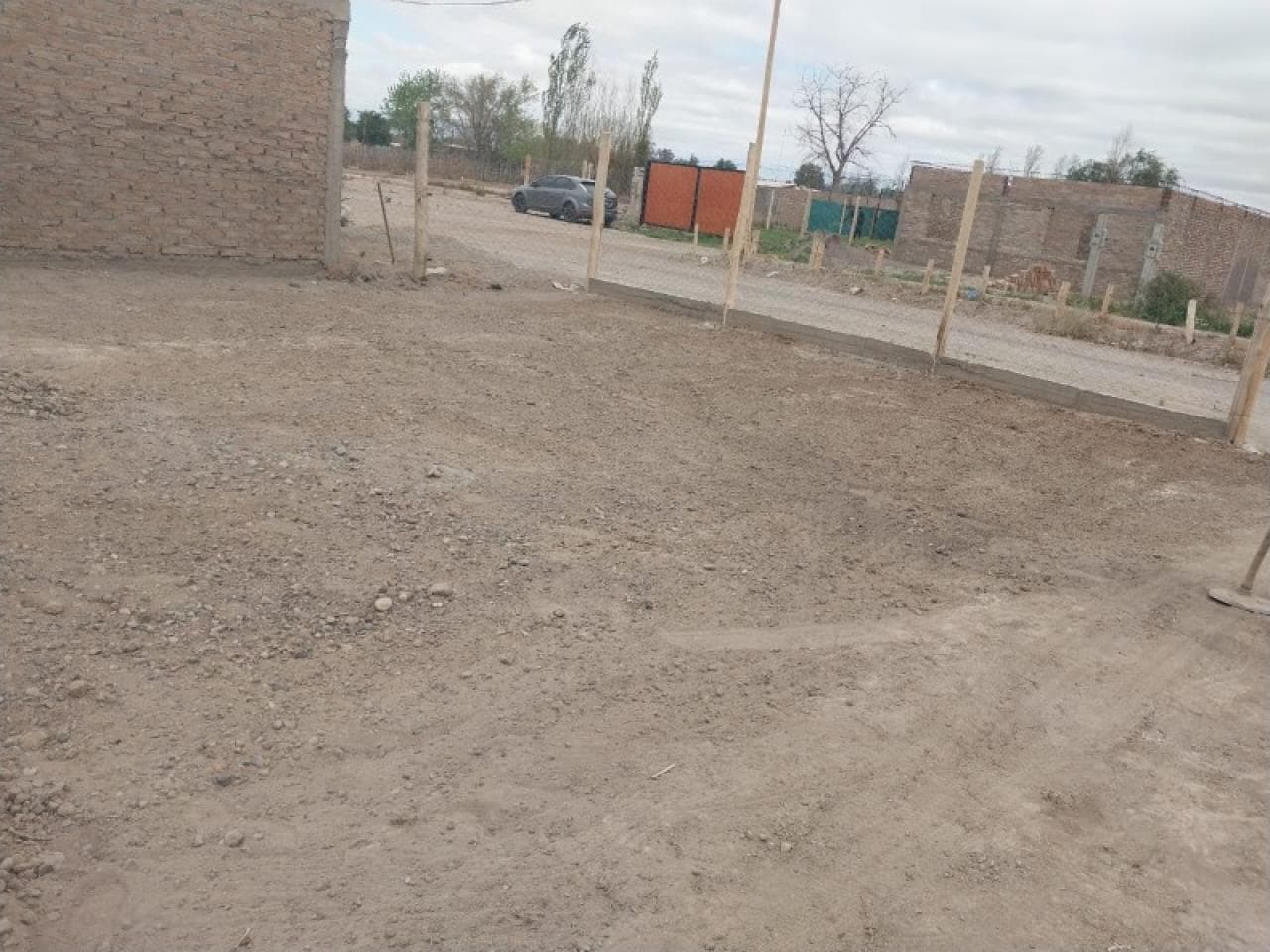 Venta. 2 Terrenos. De 400 Mts Cuadrado A 12.000.000 Cada Uno. Albardon