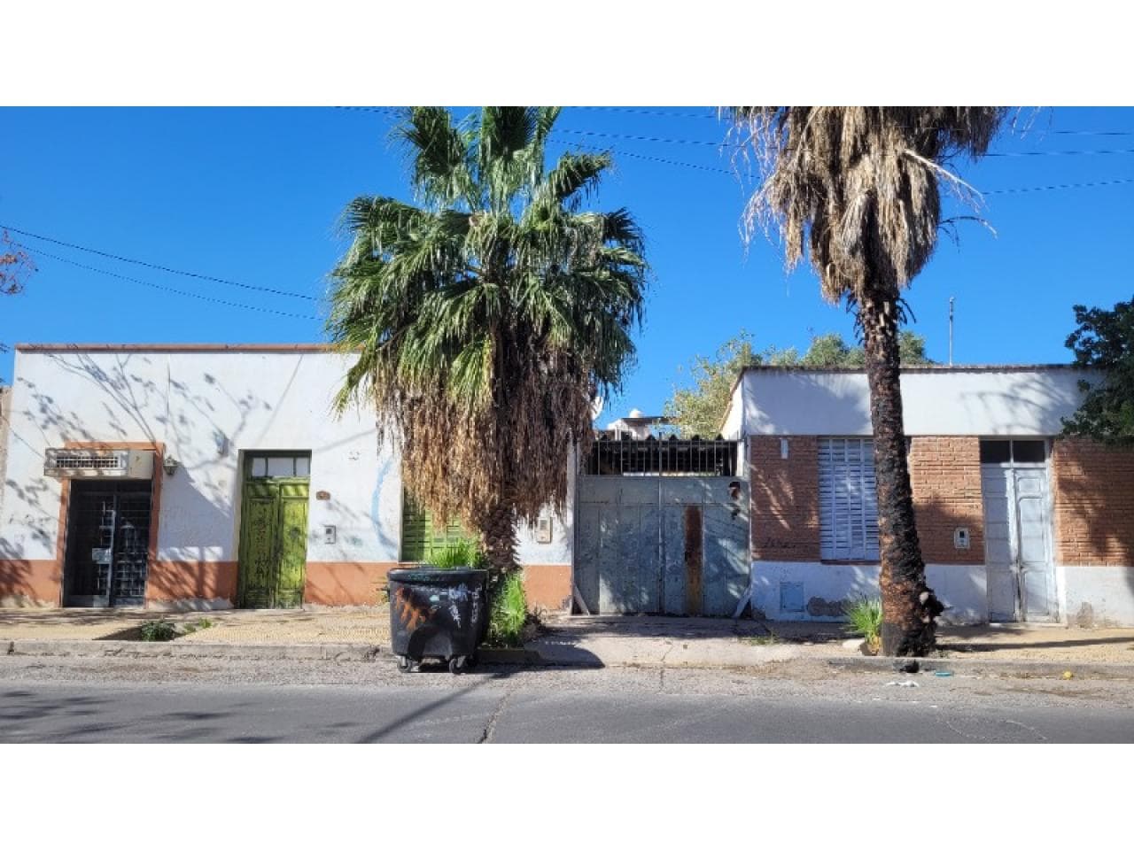 Venta. Lote De 1011 Metros 24x41  Sobre Calle General Acha Antes D Mariano Moreno. Capital