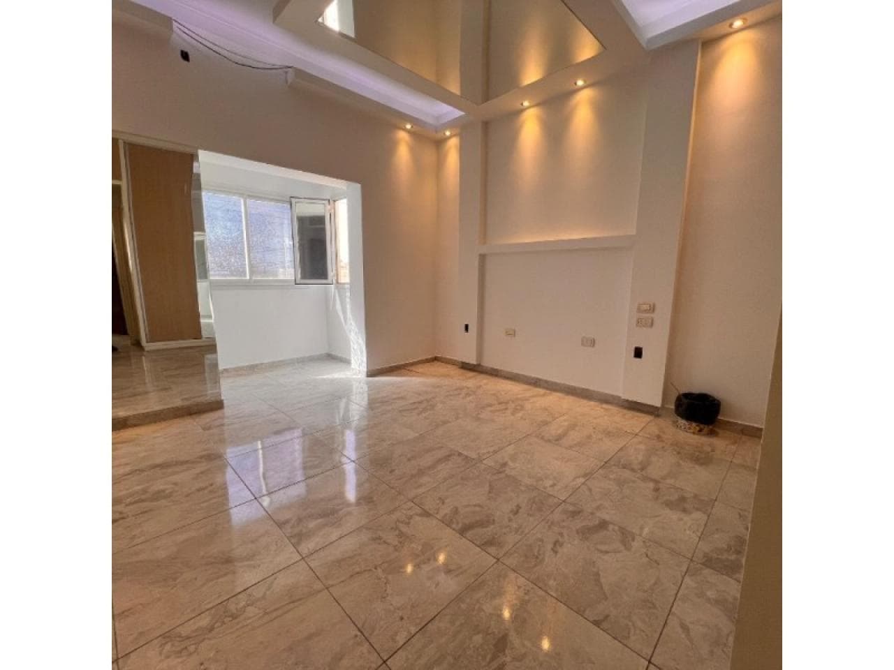 Venta De Casa En Capital - 2 Plantas + Salon Comercial - A17