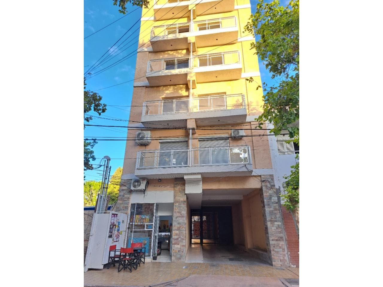 Alquiler Monoambiente Céntrico. Calle Tucumán Antes De 9 De Julio