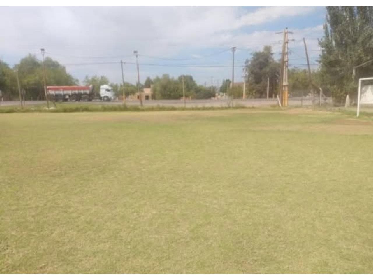 Alquilo Terrenos En La Localidad La Legua Sobre Ruta 20 Santa Lucía ,kilómetro 7 Frente Callejón Herrera .