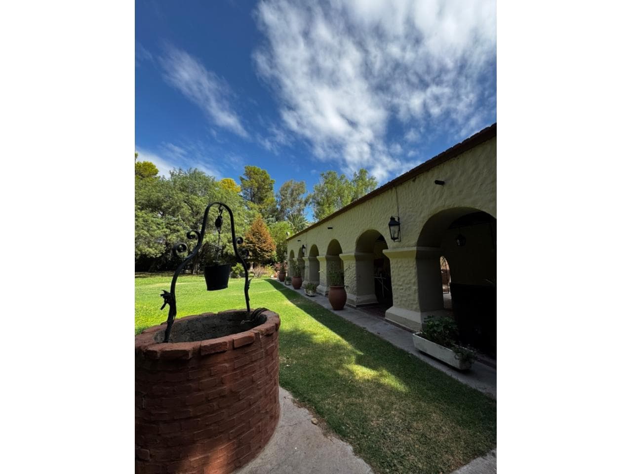Venta. Casa Quinta Sup:9.000 Mts Cub: 400 Mtssanta Lucía