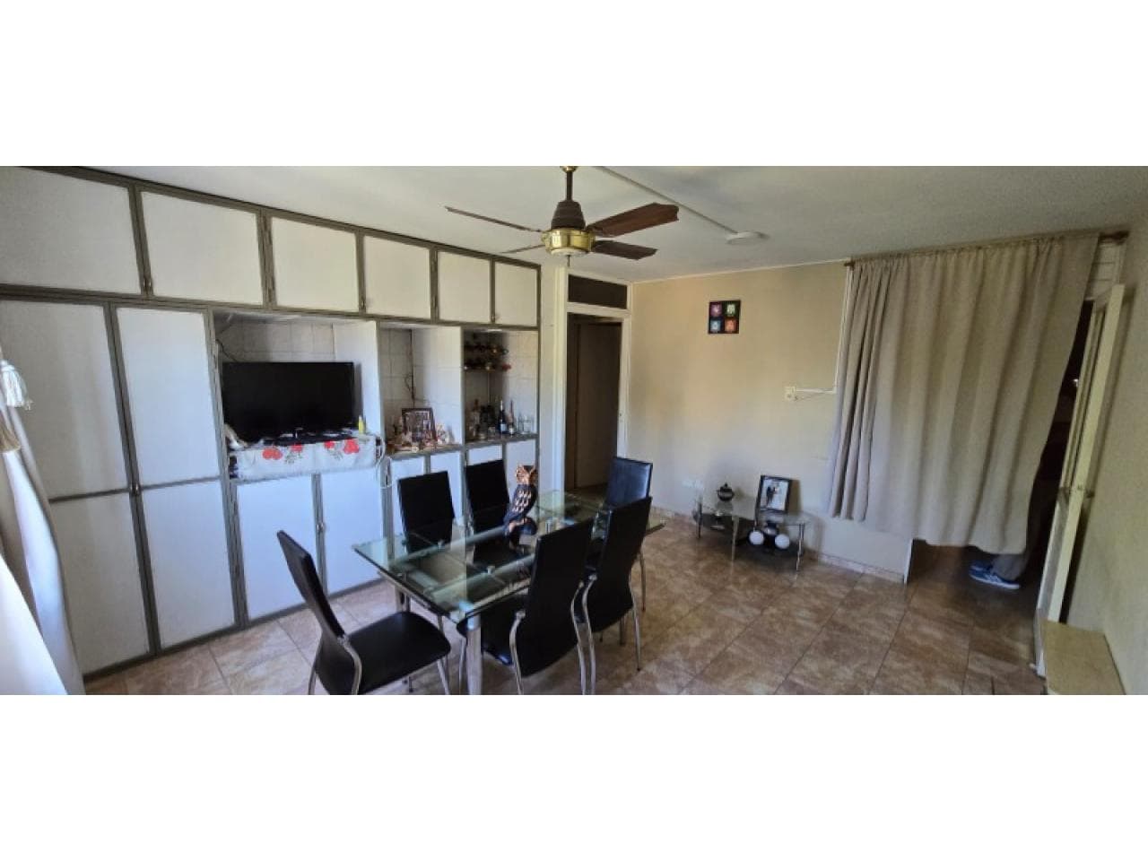 Venta De Amplio Departamento Ubicado En Barrio Uta
