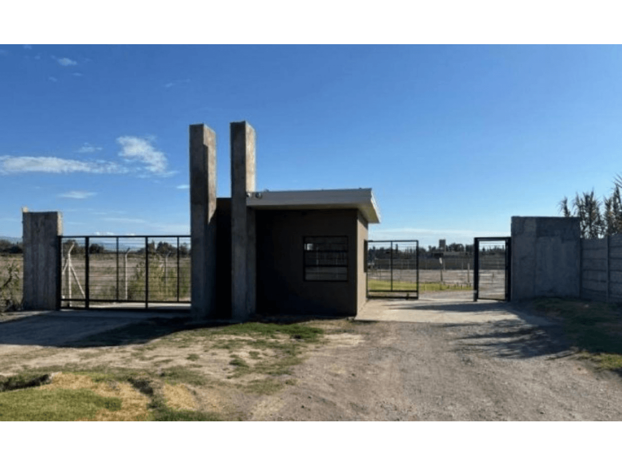 Venta, Terreno - Barrio Privado Enriqueta - 880m2 - Santa Lucía