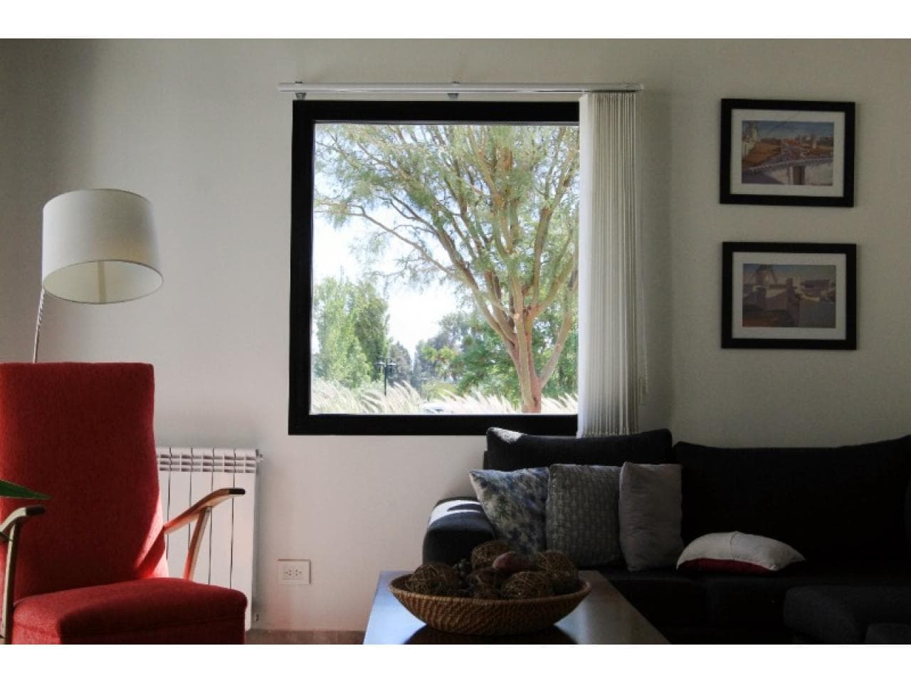 Casa De Primer Nivel, En Barrio Privado, Lote De 1200 M2, 300 M2 Construidos, Amoblada