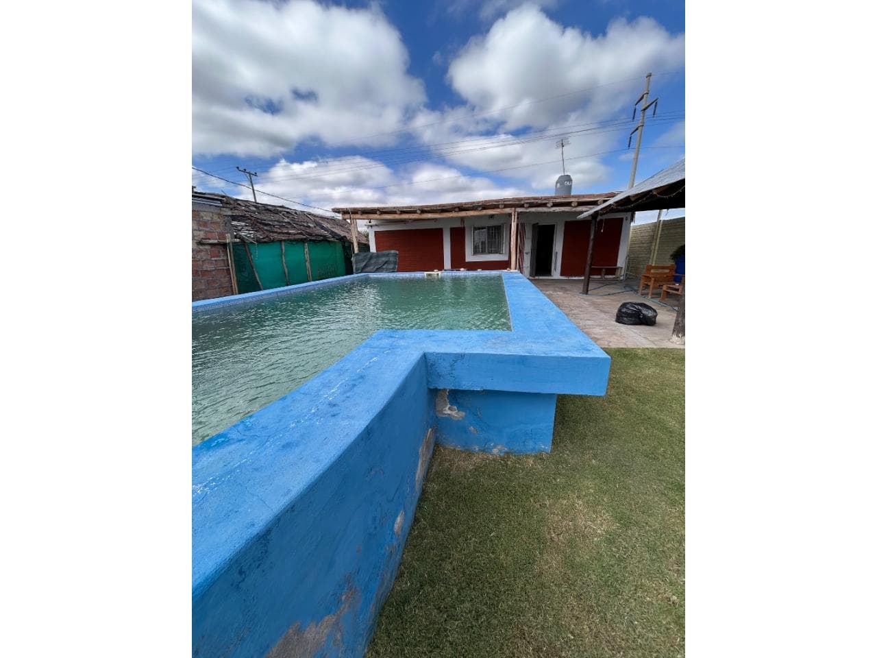 Venta. Casa Quinta Frente A Calle 5