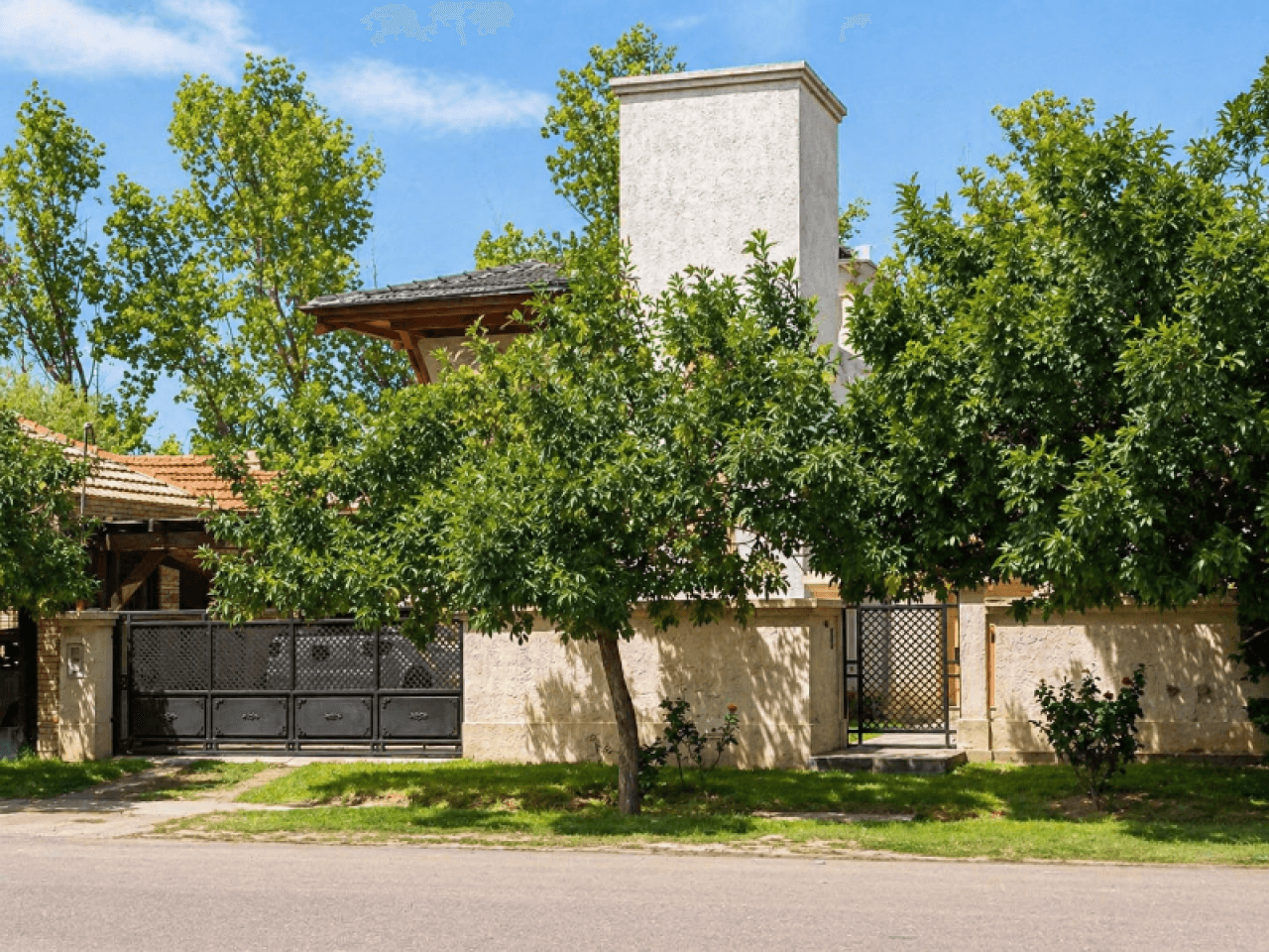 Venta. Casa De Categoría . Barrio Profesional Rivadavia