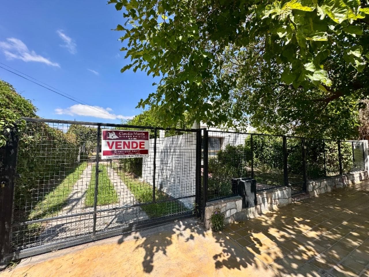 Venta. Casa, 4 Dormitorios. Con Múltiples Posibilidades De Desarrollo. Av. Córdoba. 1.170 Mts Según Mensura