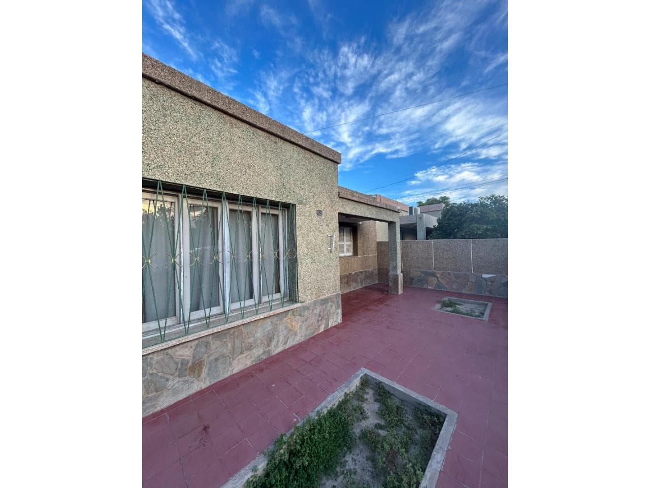 Casa Excelente Ubicación Santa Lucia - Inmediaciones De Calle San Lorenzo Y Colon. 600 Mt2 De Terreno