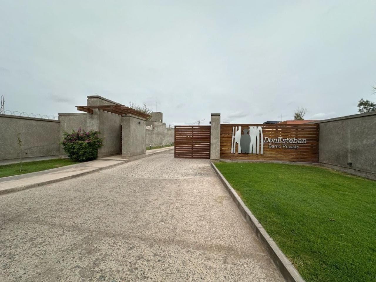 Hermosa Casa En Venta. Santa Lucia