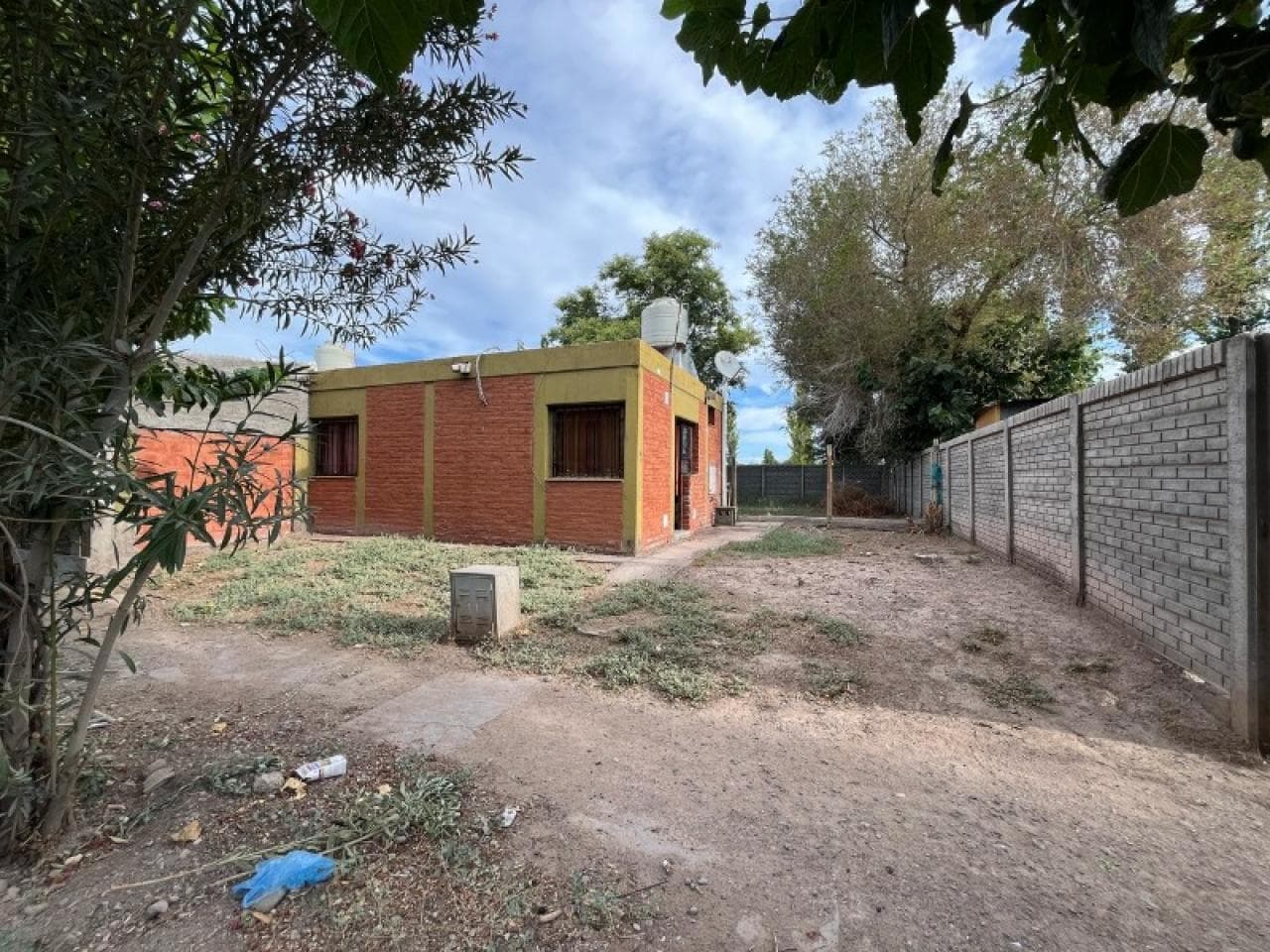 Venta - Casa Albardón - Dos Dormitorios - Apto Crédito Hipotecario