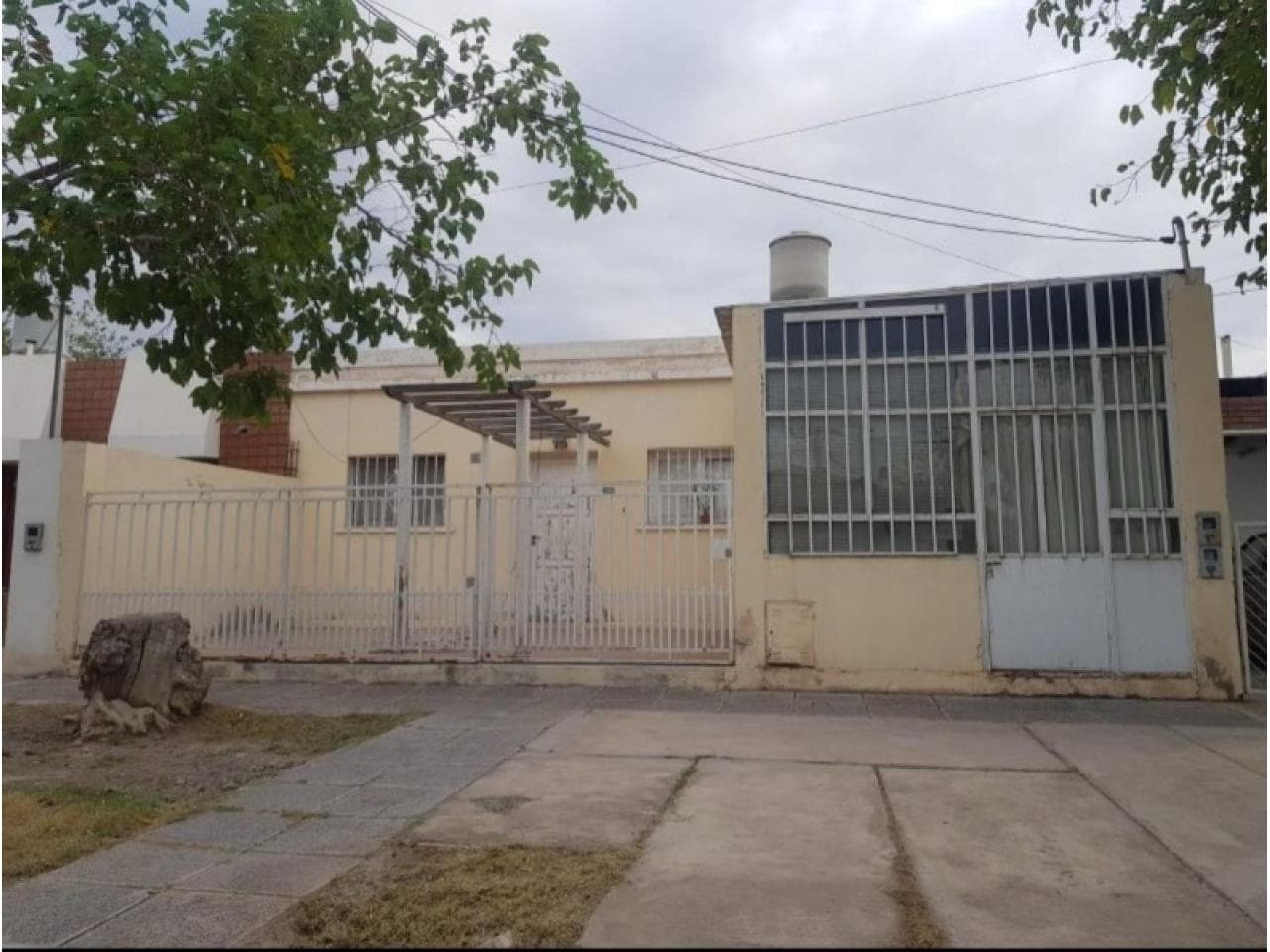 Venta. Casa De 2 Dormitorios Sobre Calle Juan Jufré (apta Créditos Hipotecarios)