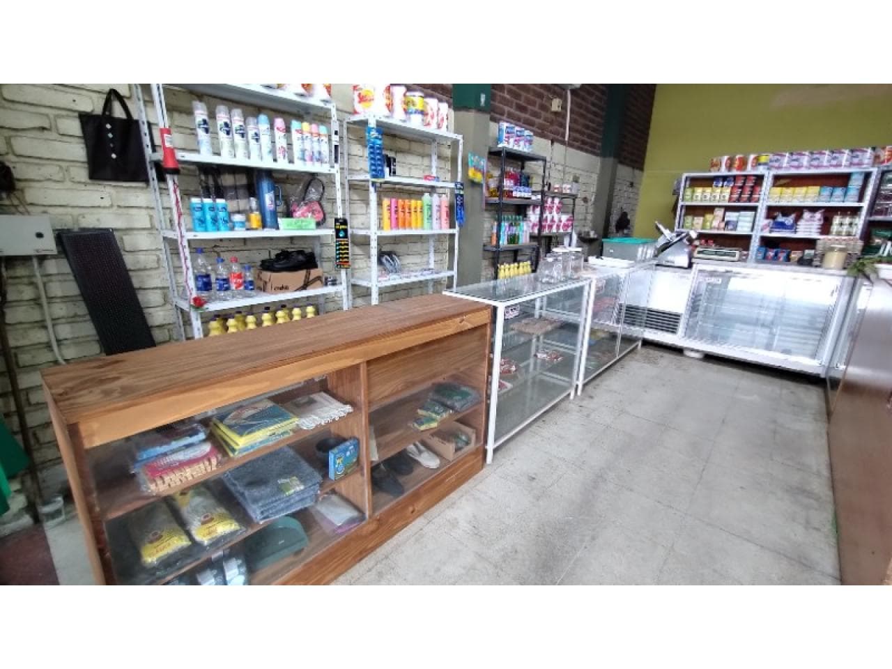 Vendo Llave De Local Completo O Permuto Por Camioneta