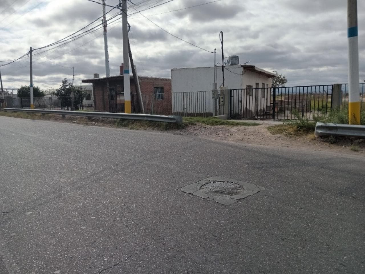 Venta. Lote De Una Hectárea En Ruta 40 Y General Acha  Gran Ubicacion Ideal Para Cualquier Proyecto Inmobiliario
