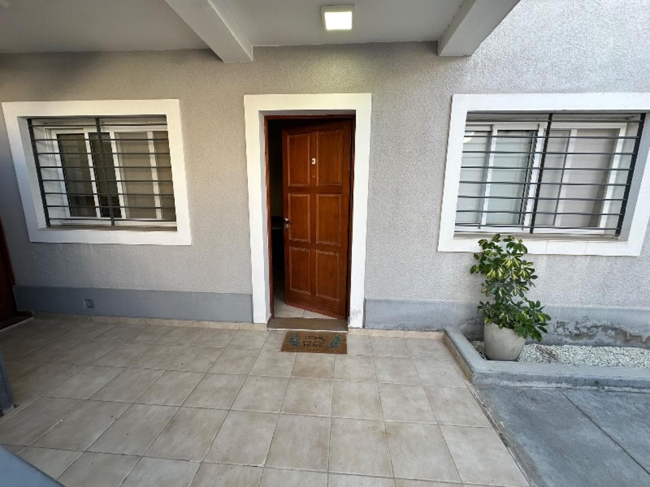 Alquilo Hermoso Departamento Olivares De Natania Planta Baja Amoblado