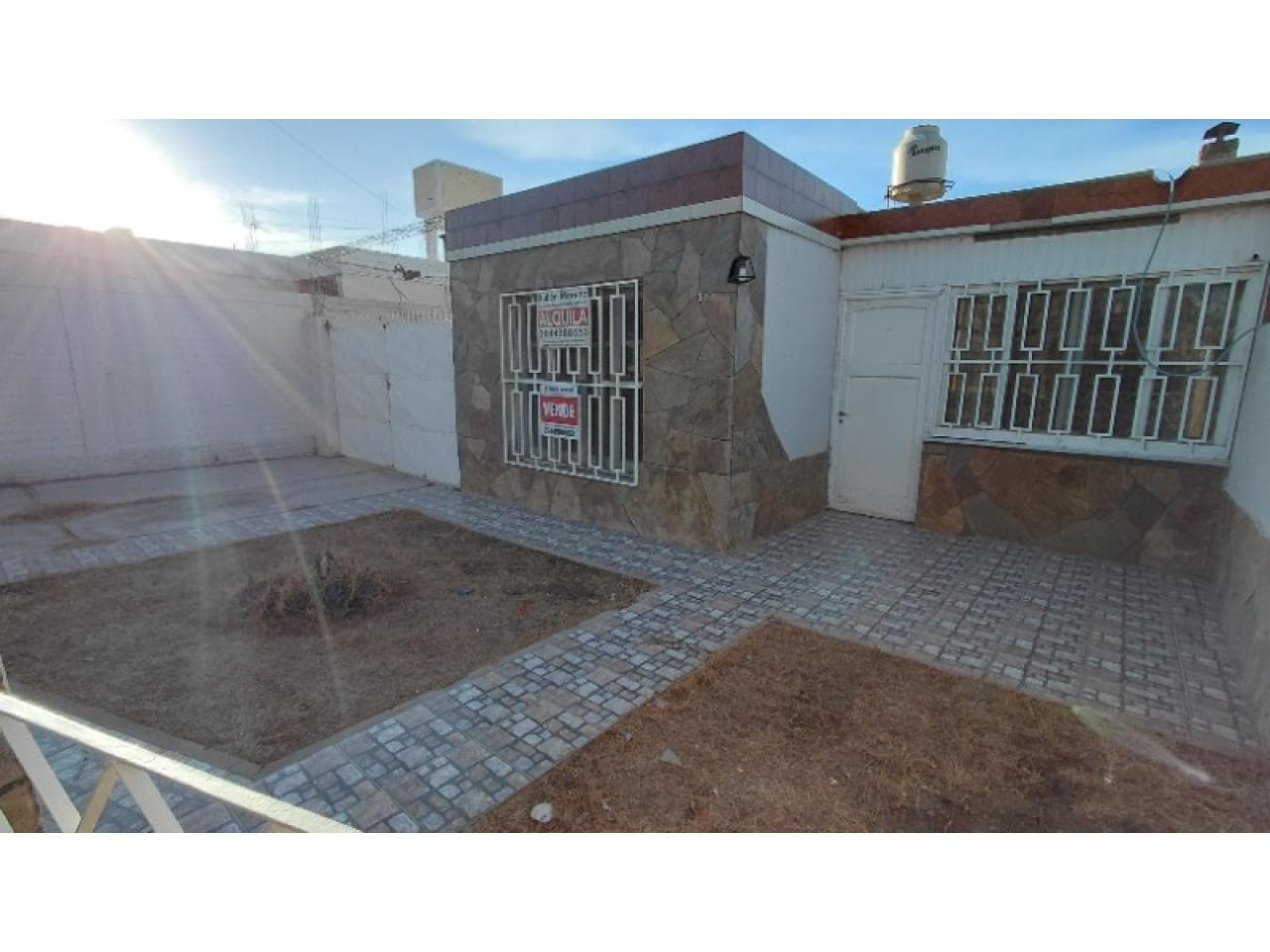 Venta Casa En Rawson- Calle Perona 58 Este-