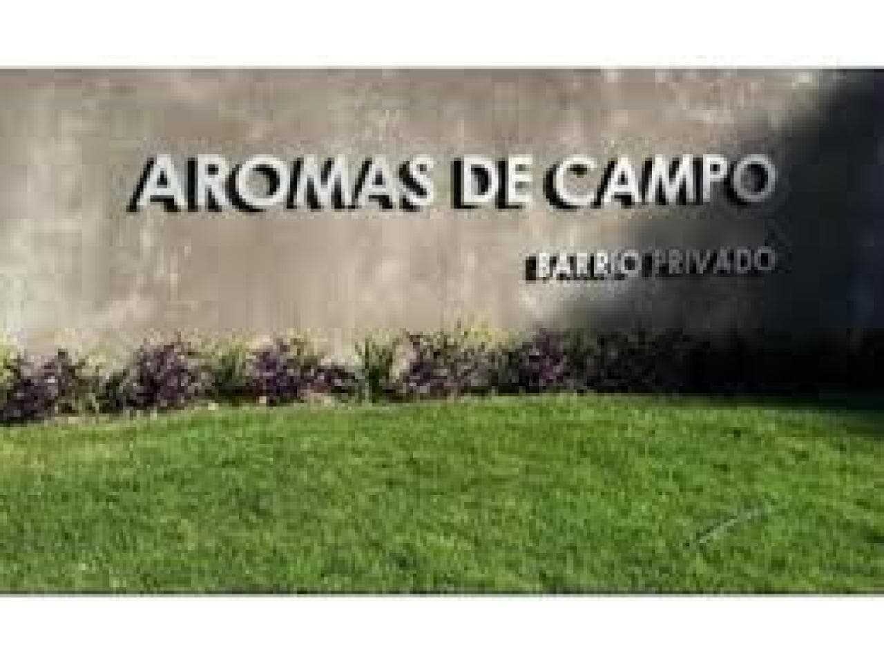Terreno 600 Mt  Complejo Privado Aroma De Campo  Santa  Lucia (excelente Ubicacion ) Actualmente Cuenta Con Asfalto En S
