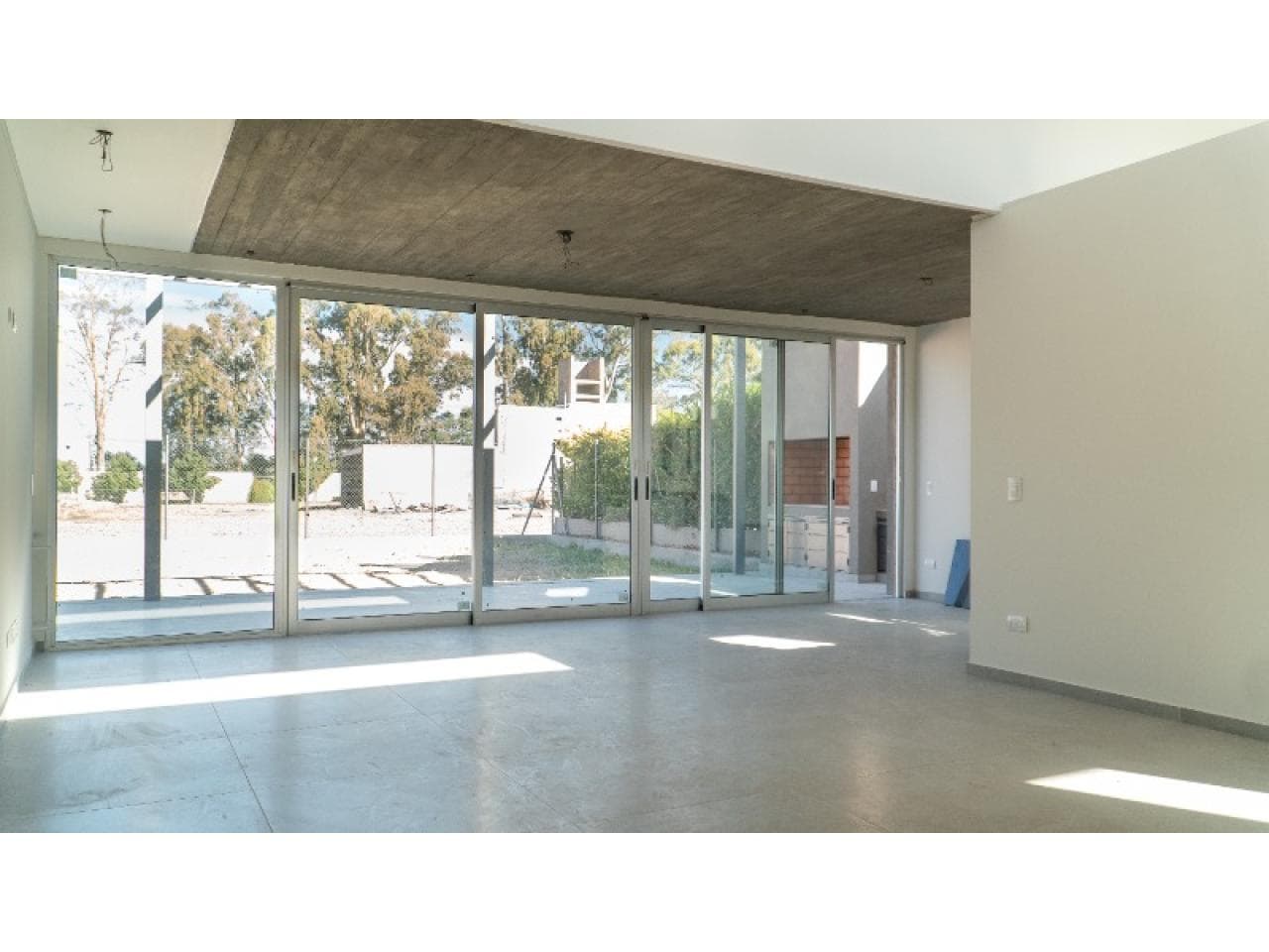Vendo Casa De 3 Dormitorios- Rivadavia