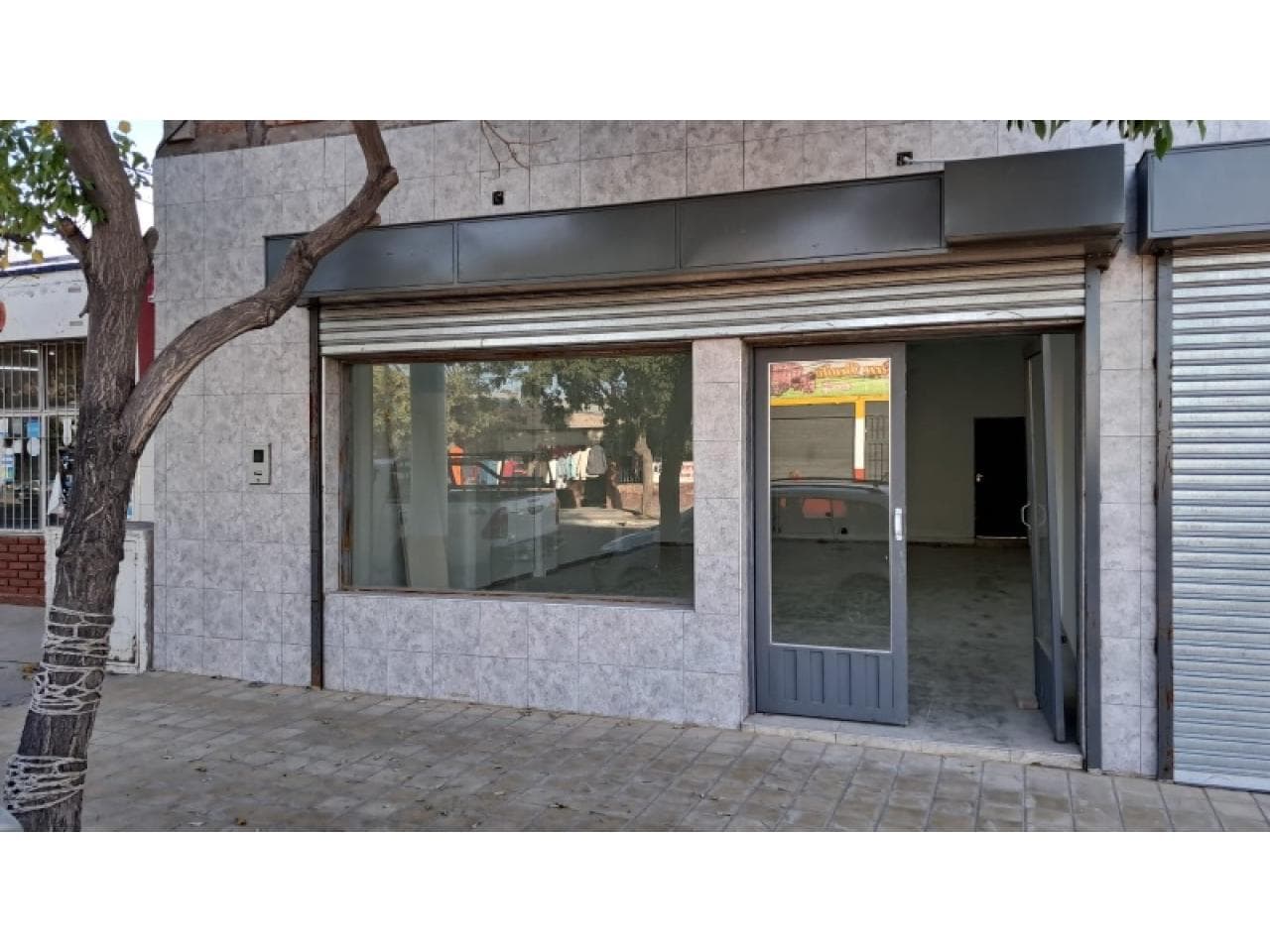 Salón 65m2 En Superiora Y Elizondo Rawson