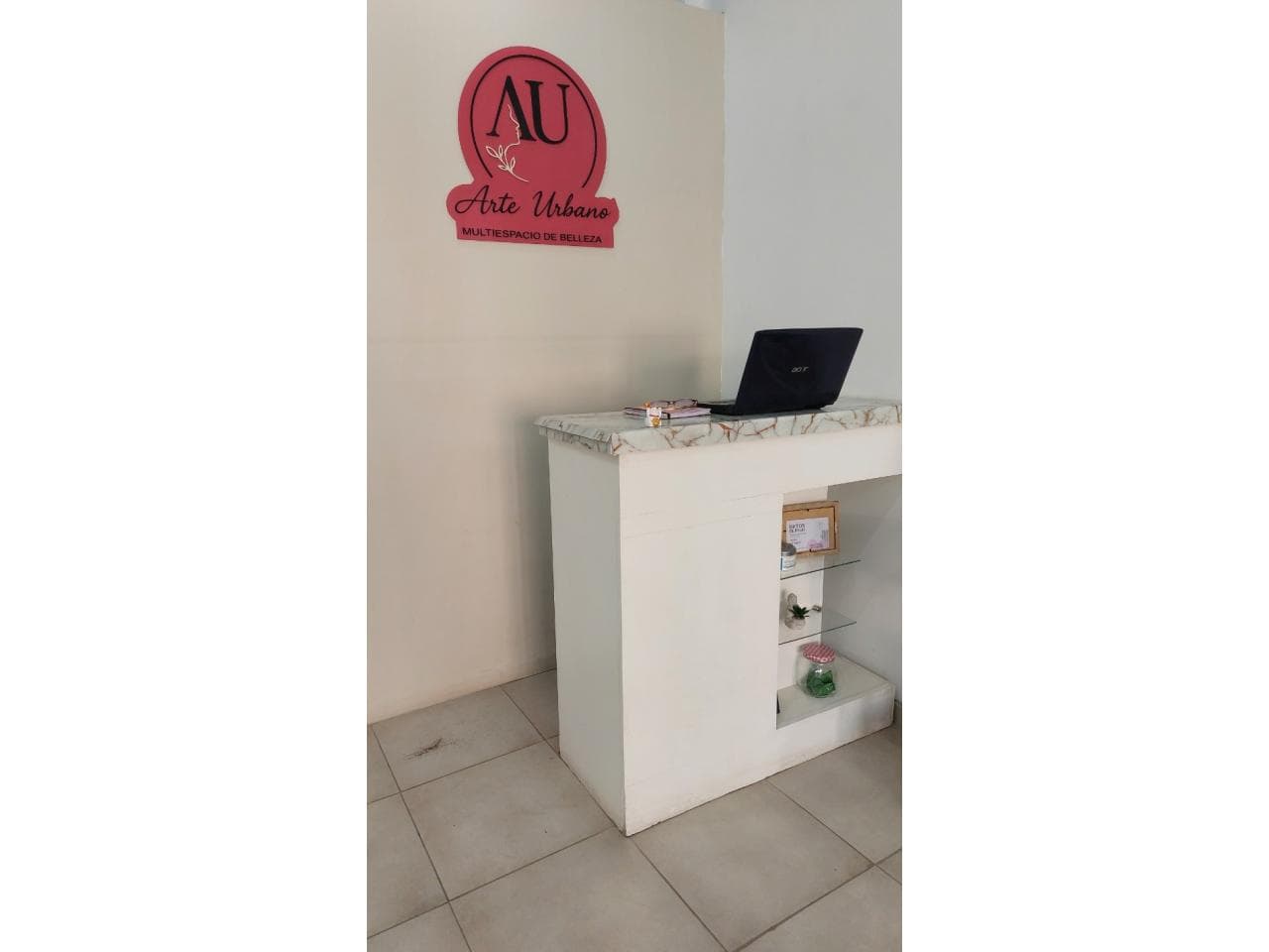 Oportunidad Llave De Negocio Peluquería Y Estetica