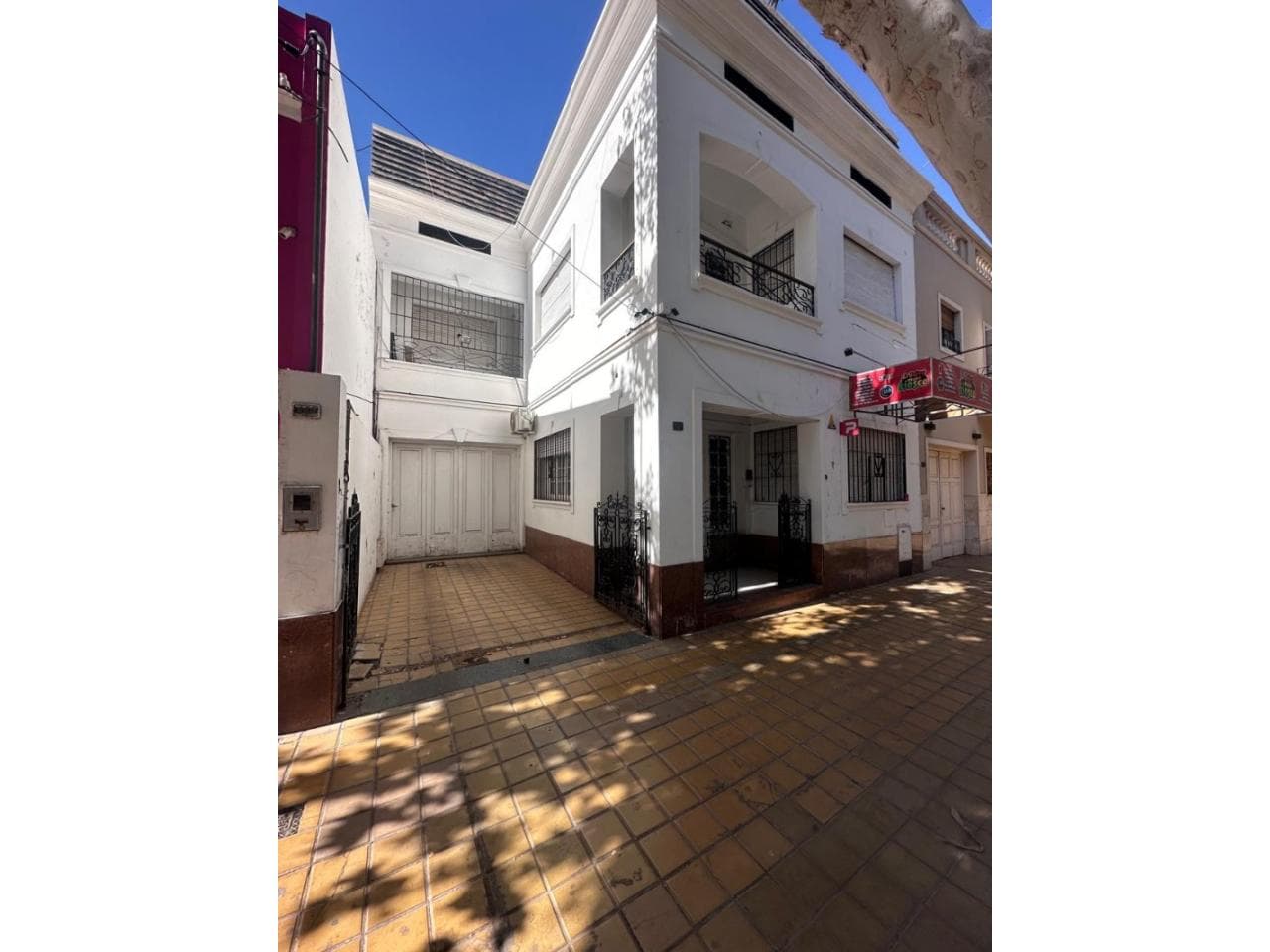 Venta Casa Centrica, Capital. Jujuy Y Santa Fe