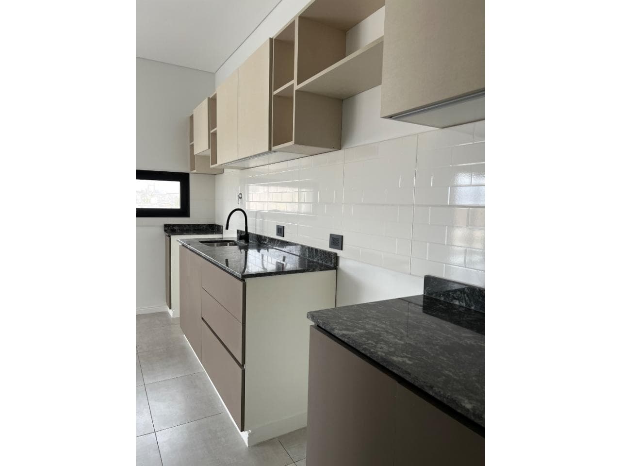 Venta Rivadavia Departamentos 2 Dormitorios Con Cochera Y Balcón Todos Los Servicios