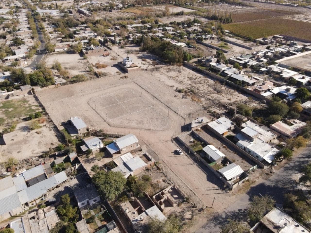 Venta. Ultimos Lotes 300m2 - Calle Derqui, Santa Lucia.
