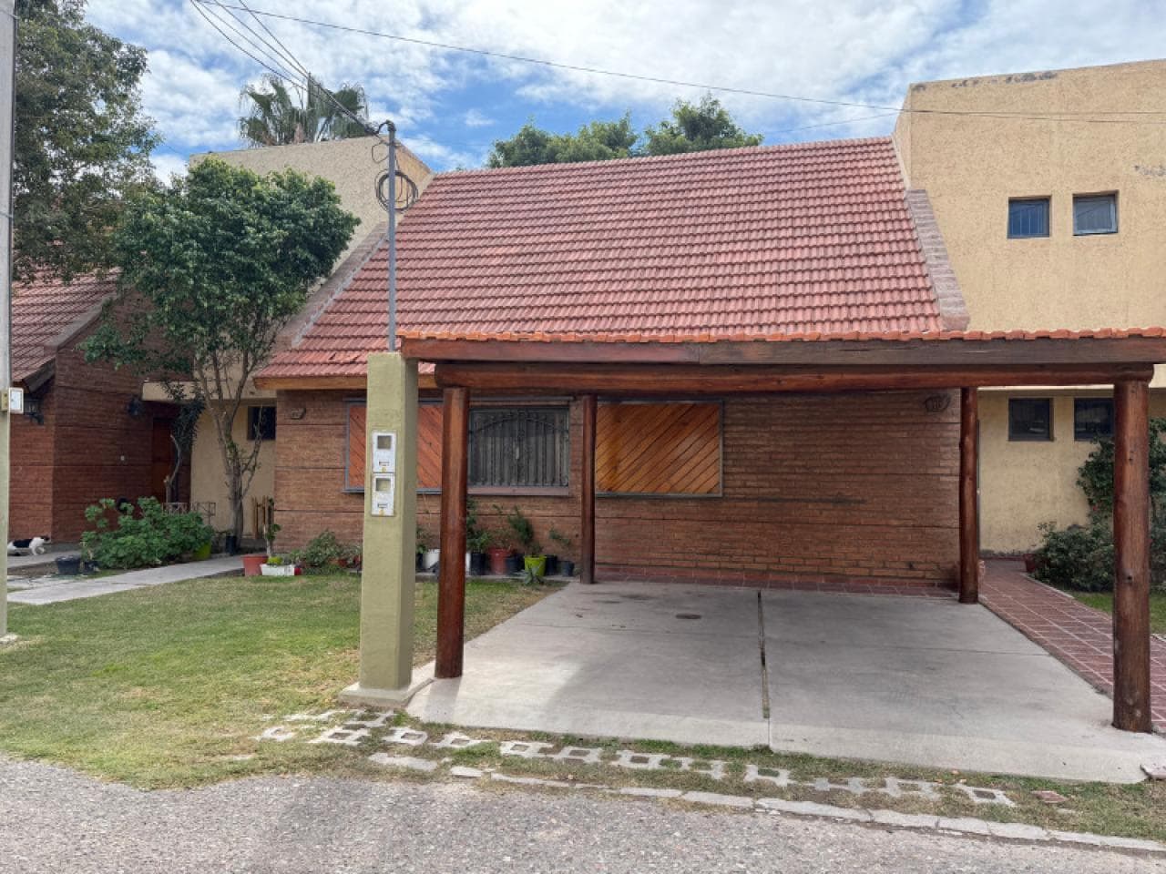 Inversion - Venta Duplex - B° Privado - Santa Lucia - Apta Para Credito Hipotecario