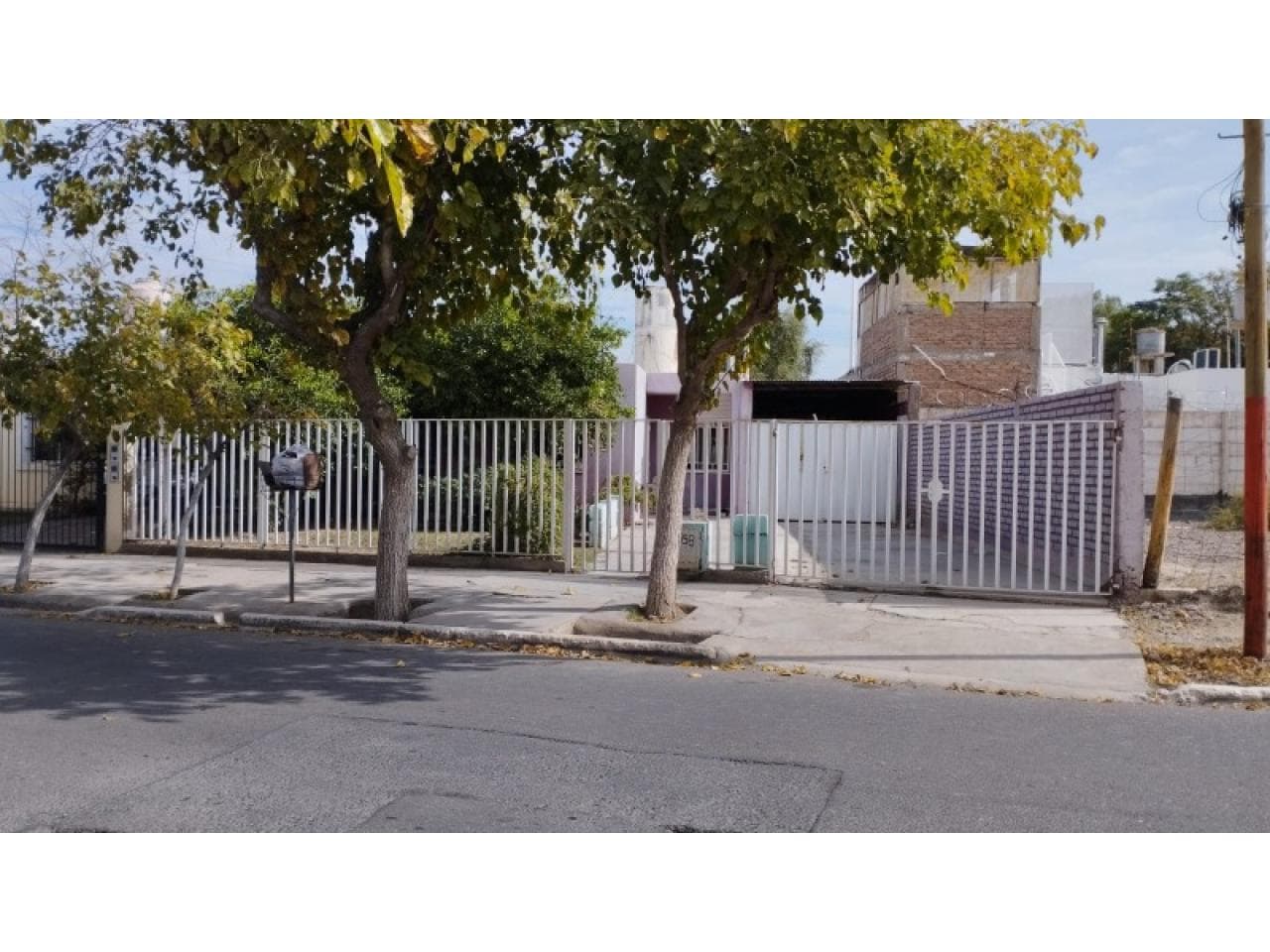 Venta Casa En Chimbas + Departamento - Gas Natural - Todos Los Servicios